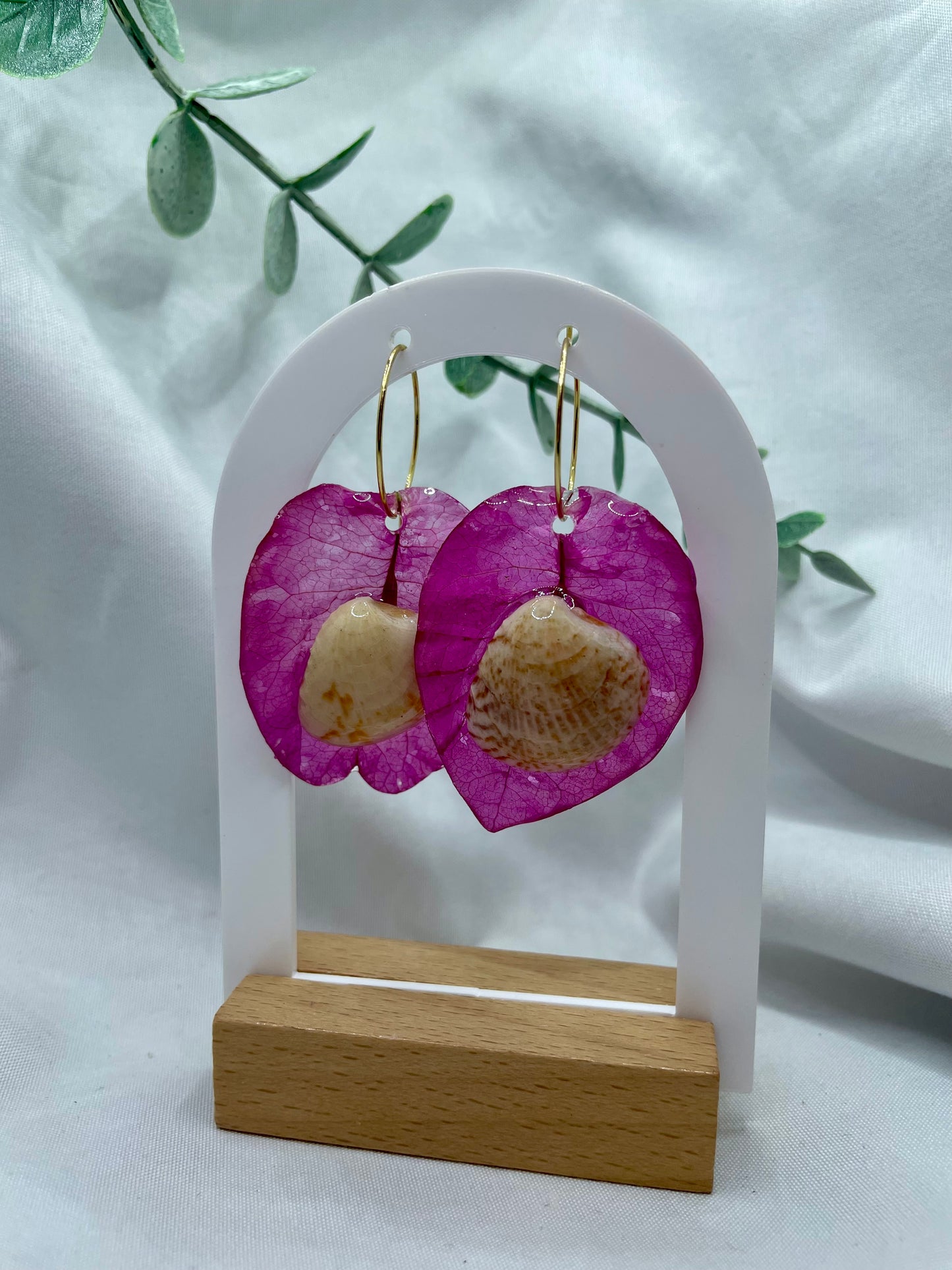 Pink Trinitaria de Abuela & Shell Earring