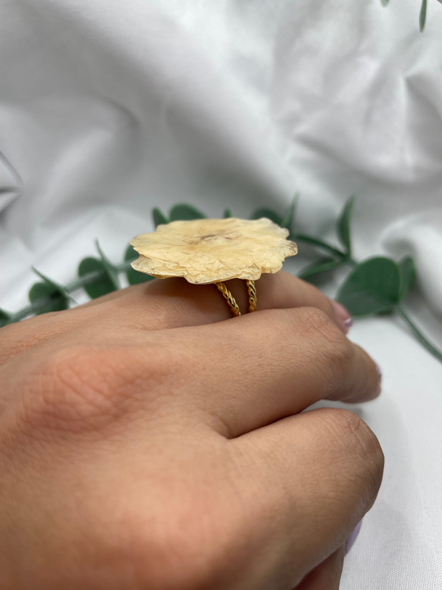 Rose White Ring